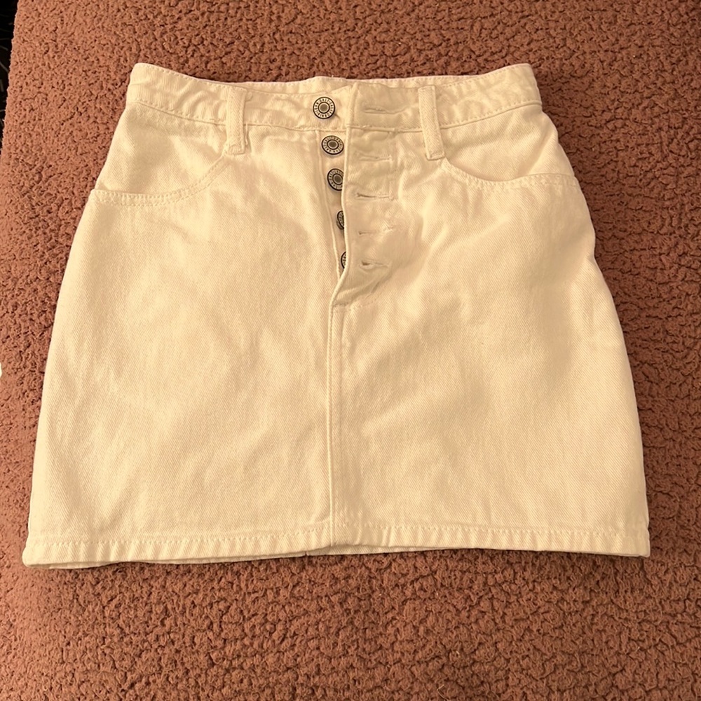 Brandy Melville skirt